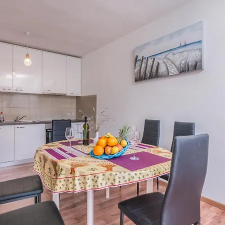 Ana Apartment Županje